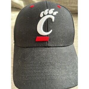 Top of the World 7 3/8 Cincinnati Bearcats Hat Embroidered Logo Black